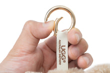 Load image into Gallery viewer, Huggla Keyring